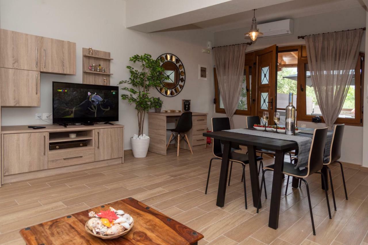 Cavas Luxury Apartments Nea Iraklitsa Eksteriør bilde
